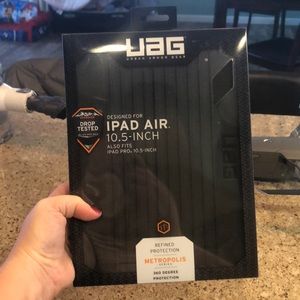 BNIB iPad Air case 10.5 inches